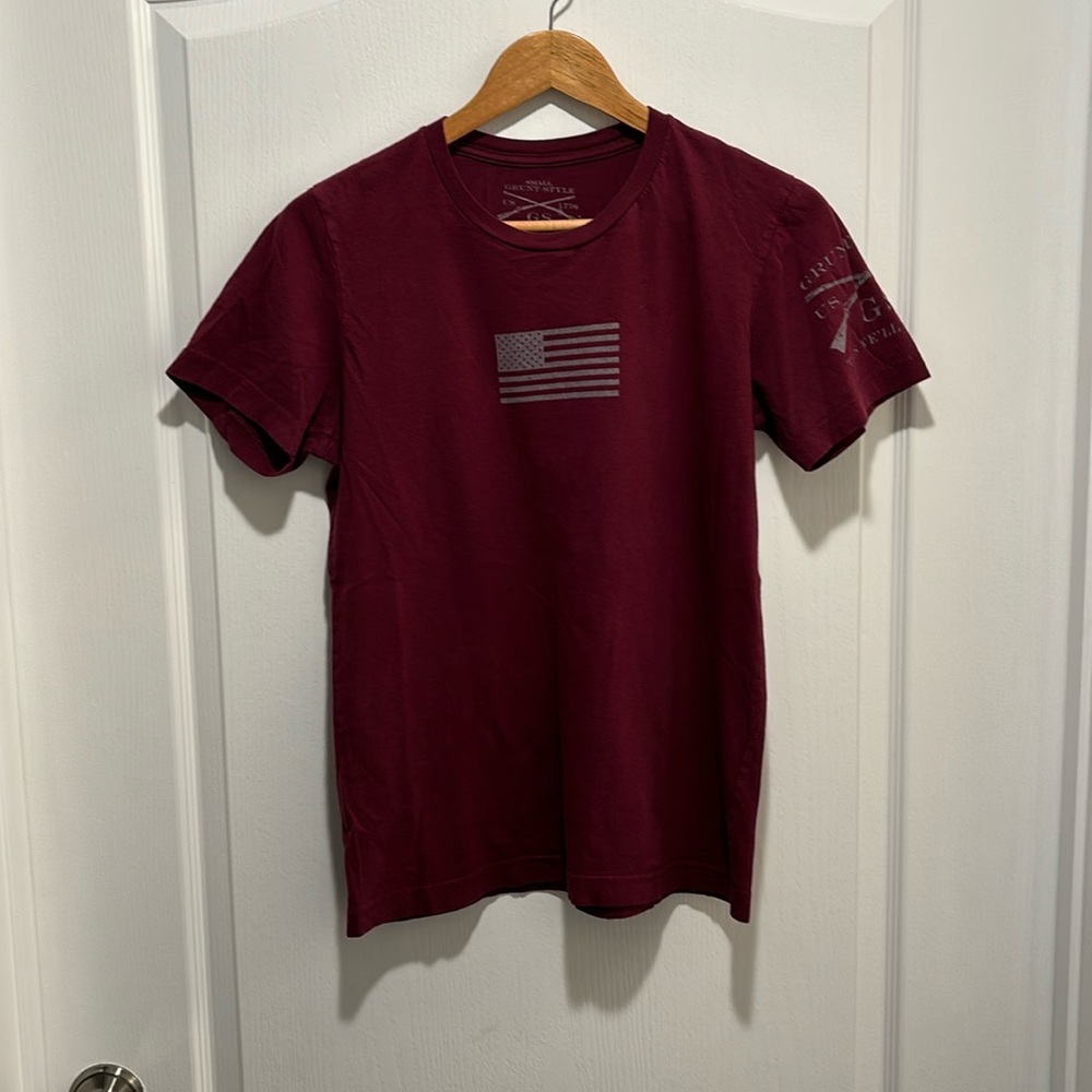 Red Grunt Style T shirt. Size Small.